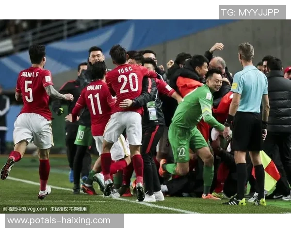 恒大淘宝对阵巴萨的精彩较量揭示中西足球文化的碰撞与融合